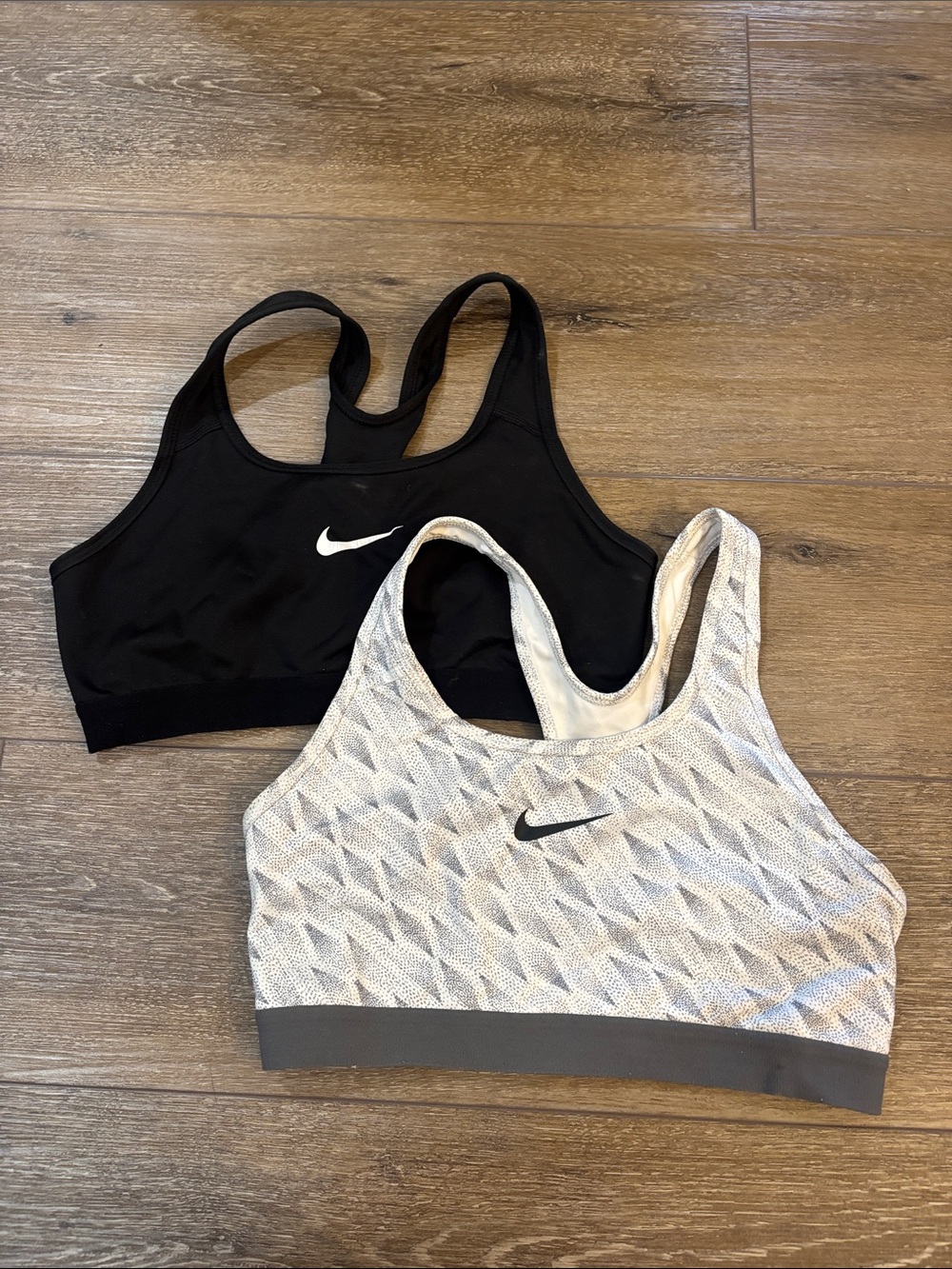 Nike Black and White Patterned 2-Pack Sports Bras Medium